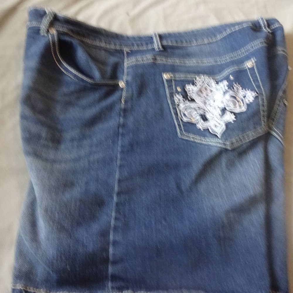 CG I CG Denim Shorts, Womens Size 22, Bedazzled (GUC)